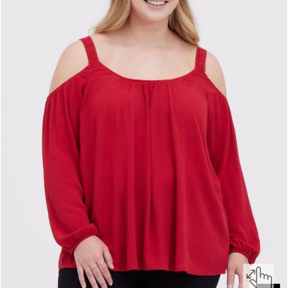 Torrid size 3 crinkle gauze lace cold shoulder top